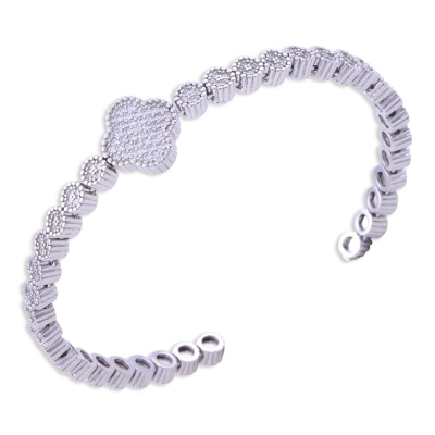 925 Ayar Gümüş Kelepçeli Kadın Bileklik (ZRK 2160) Yonca Model 13.6 gr - nusnus