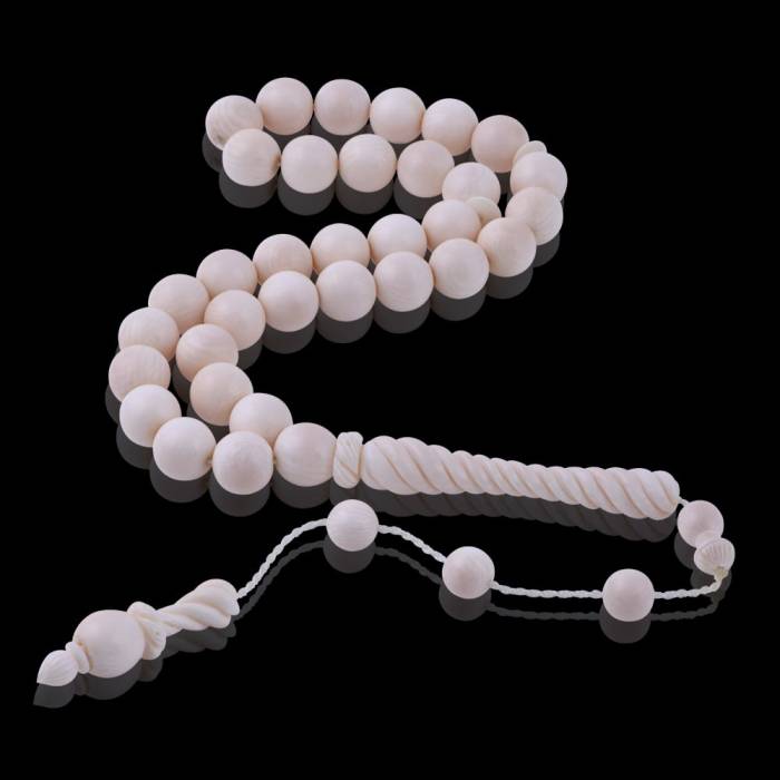 Sphere Cut Embroidered Ivory Rosary 41 Gr - 2